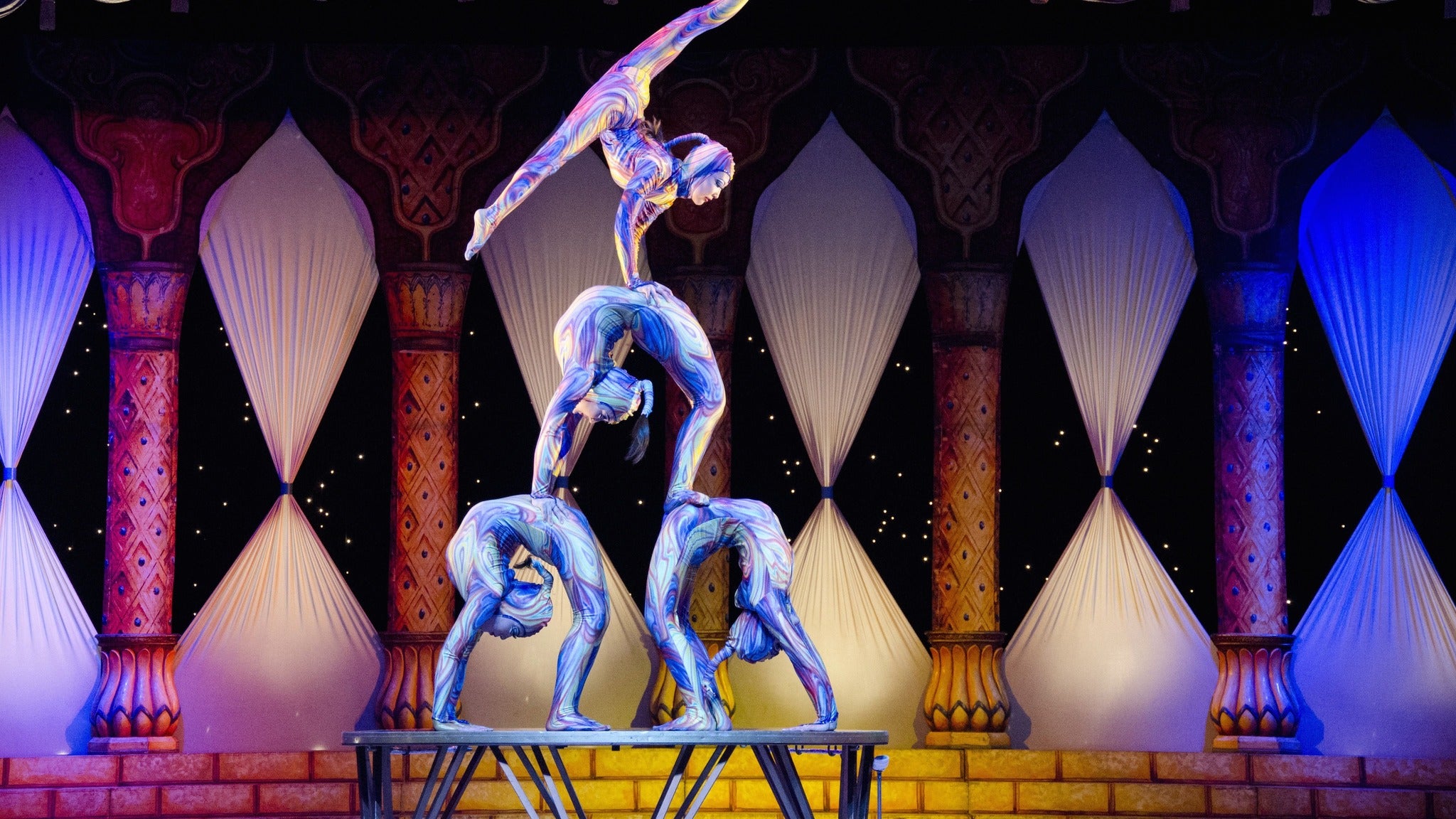Nancy Circus: Arlette Gruss Under the Big Top