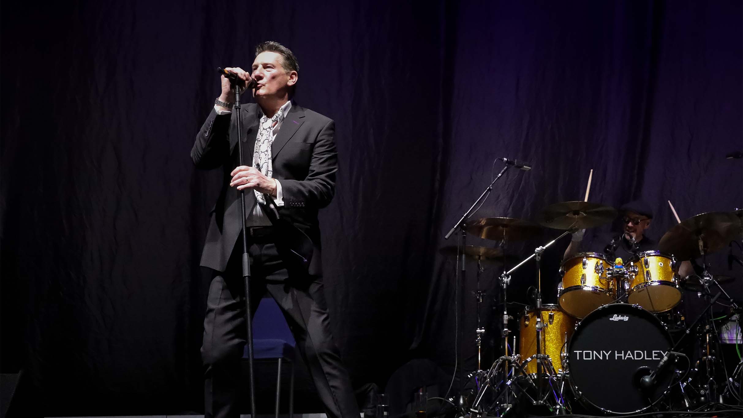Tony Hadley Live: Ostende's Ultimate Pop Night!