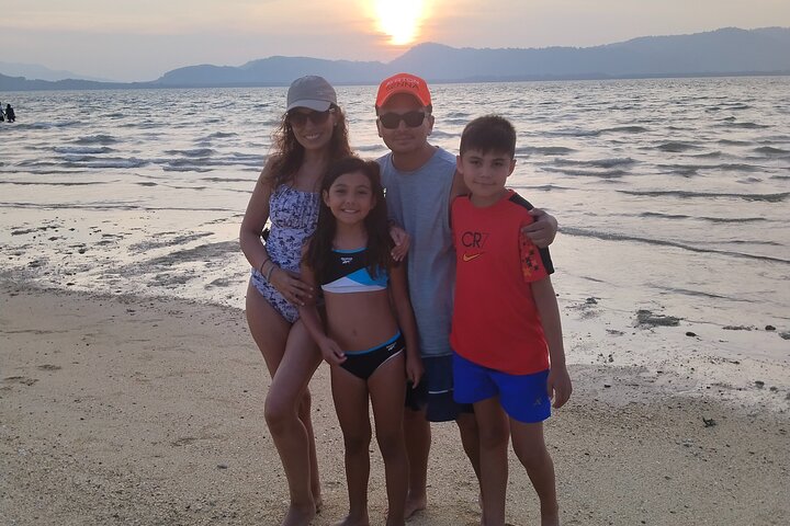Phi Phi Islands Sunset Tour: Snorkel, Beach & Maya Bay