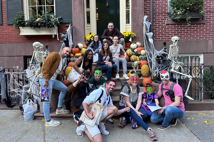 Greenwich Village Halloween French Tour: Ghosts & Goodies!