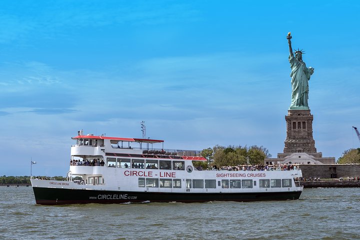 NYC Liberty Cruise: Iconic Views & History!