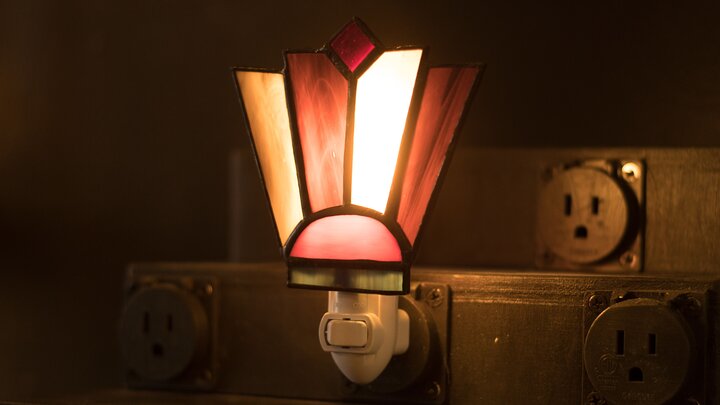 Brooklyn Stained Glass Nightlight: Craft Your Masterpiece!