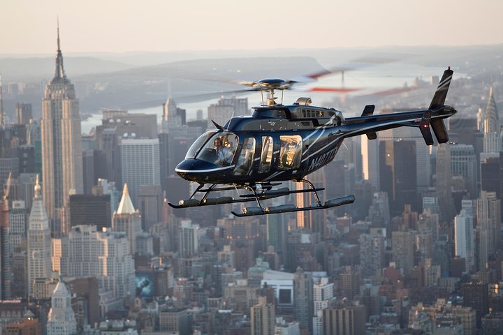 NYC Helicopter Tour: See Manhattan, Brooklyn & More!