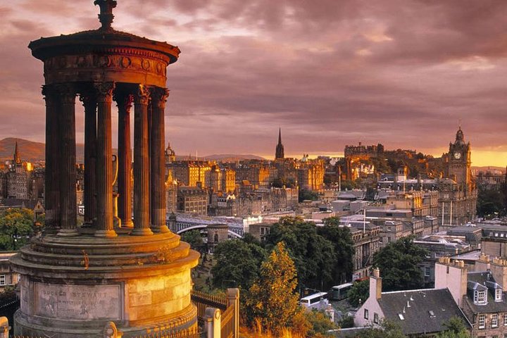 Edinburgh Walking Tour in Spanish: 3-Hour History
