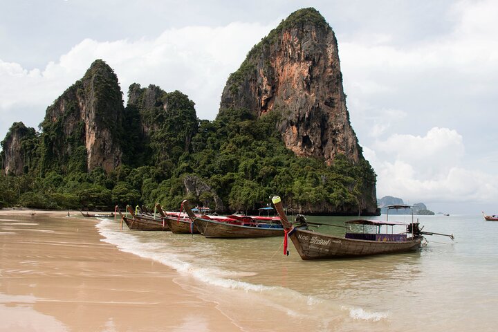 Railay Beach & Caves: Half-Day Tour from Ao Nang