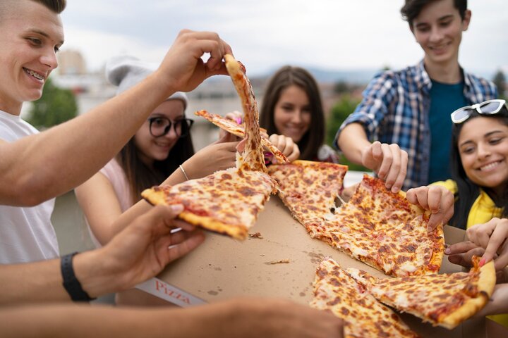 Staten Island Pizza Tour: St George's Best Slices!
