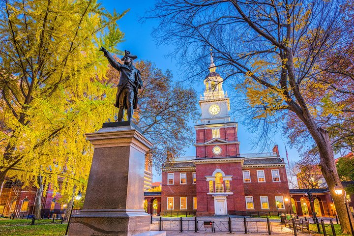 NYC to Philadelphia & Amish Tour: History & Culture