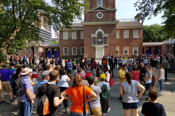 Philly's Historic Walking Tour: See Liberty Bell!