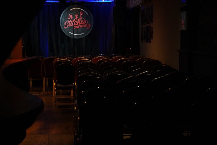 Dublin's Best Comedy Club: Hilarious Night Out!