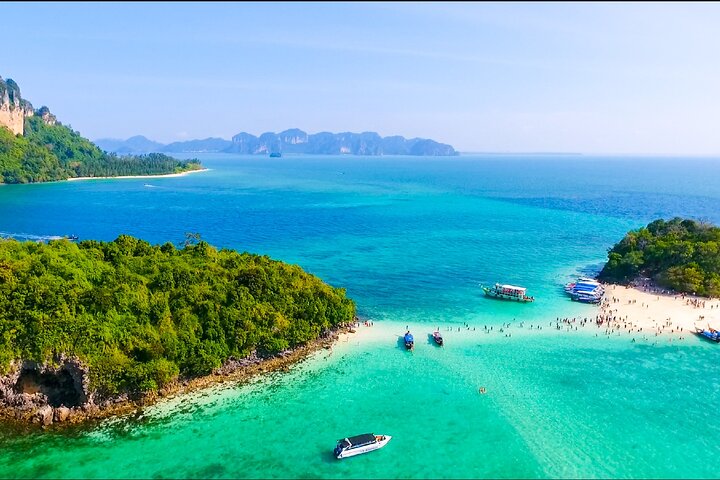 Krabi 4 Island Speedboat Tour: Beach Paradise Awaits!