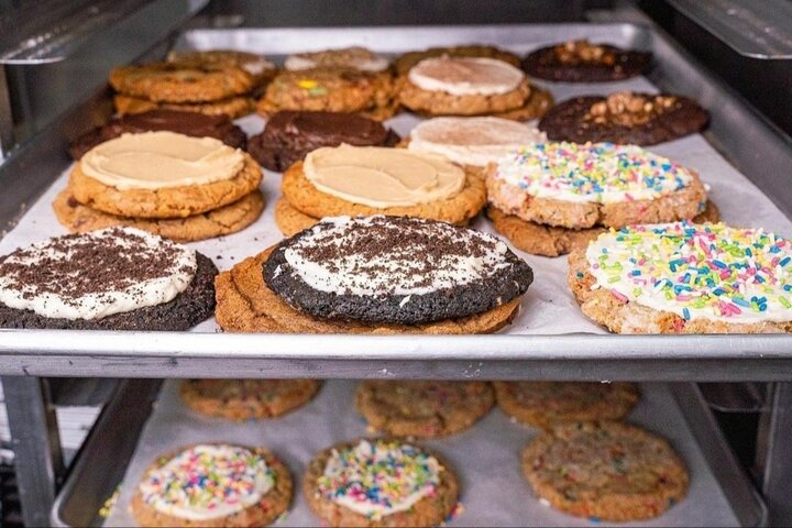 Hell's Kitchen Food Tour: Taste NYC's Hidden Gems