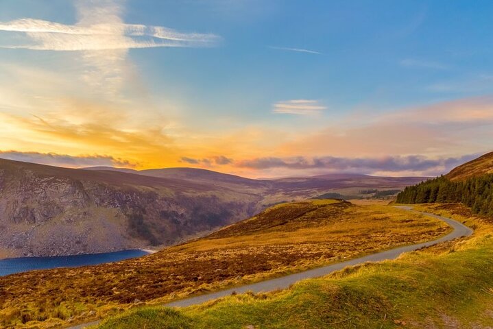 Wicklow Tour: Award-Winning Glendalough Adventure