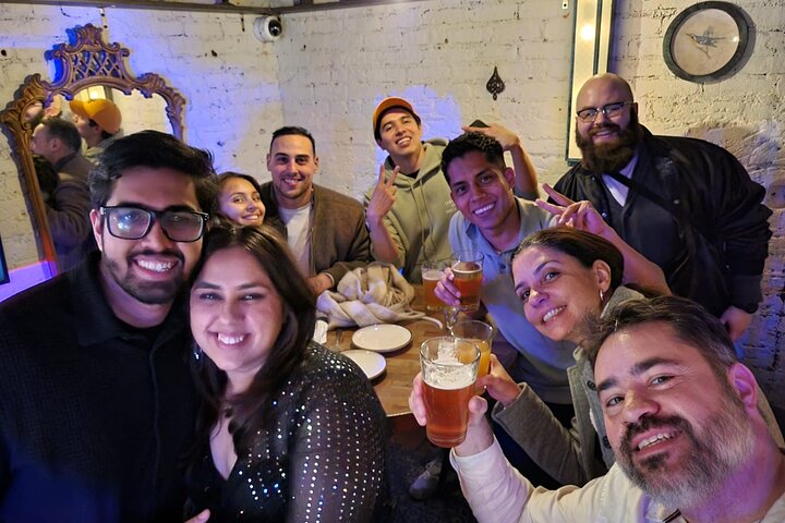 NYC Private Nightlife Tour: Rooftop Bars & VIP Access