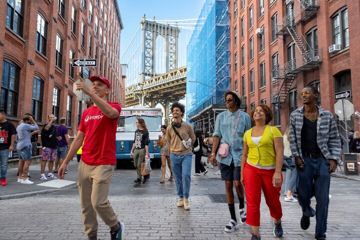 Brooklyn Food Tour: Pizza, DUMBO & Bridge Views