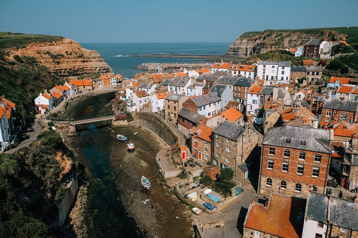 Yorkshire Moors & Whitby Tour: Small Group Adventure