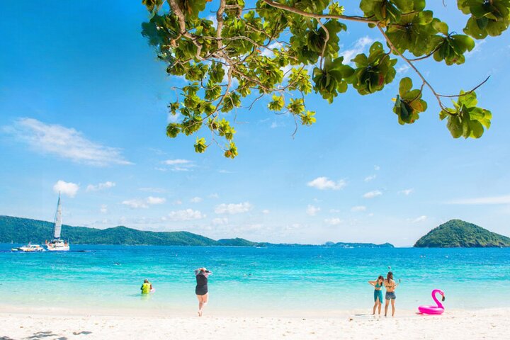 Phuket's Racha Island: Snorkel & Relax at Banana Beach