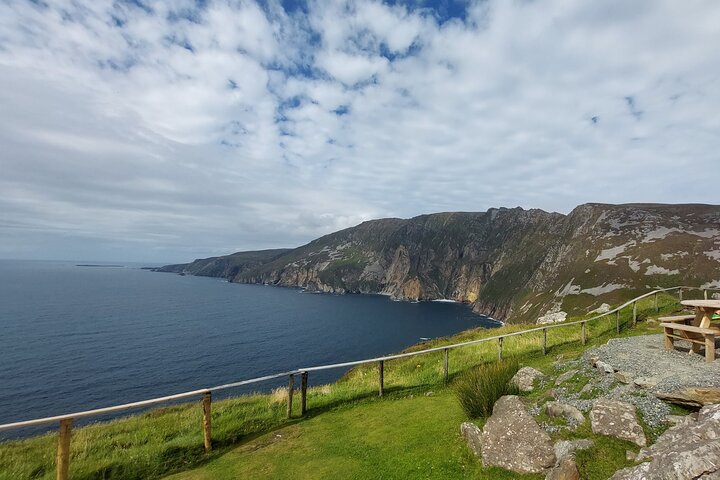 Slieve League Private Tour: Donegal Cliffs from Dublin