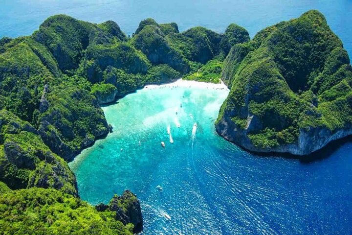 Phi Phi Islands Tour: Maya Bay & Snorkel Adventure