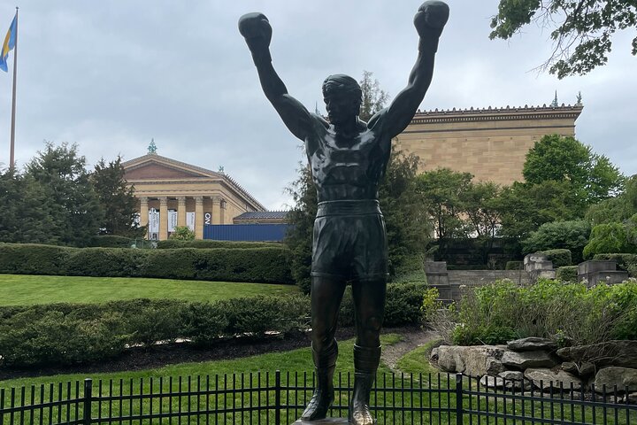 Philly & Amish Tour from NYC: History & Culture!