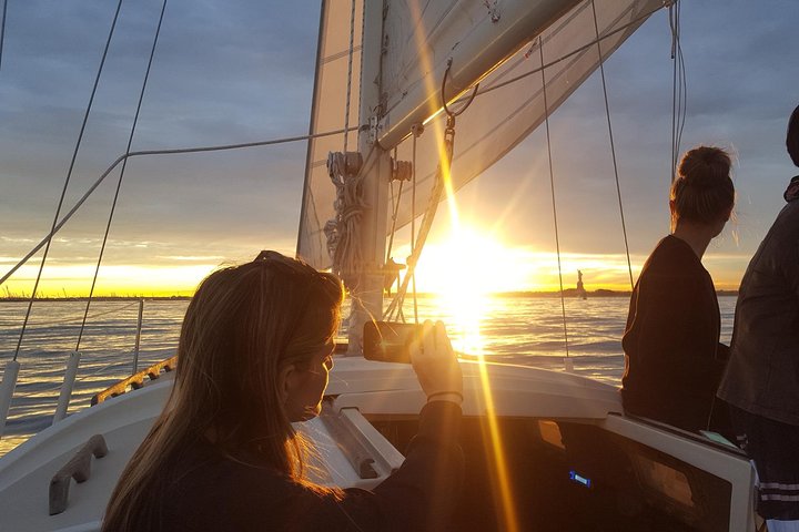 NYC Private Sailing: Statue of Liberty Views