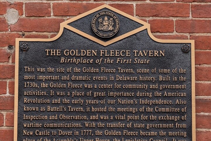 Dover's Self-Guided Walking Tour: Revolution History!