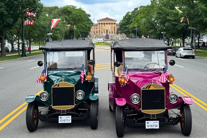 Philly Vintage Car Tour: History & Fun!