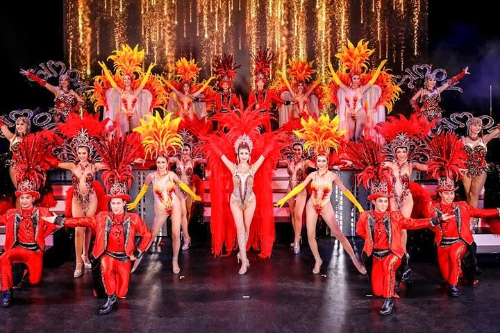 Phuket Simon Cabaret: Unforgettable Thai Magic Show
