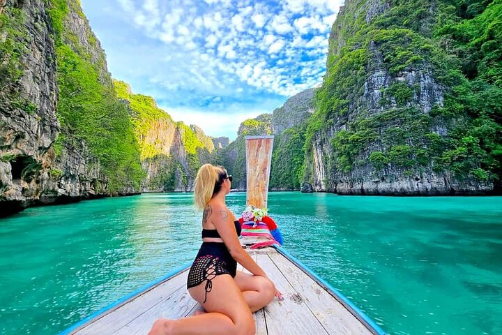 Phi Phi Island Private Boat Tour & Lunch - Best Value!