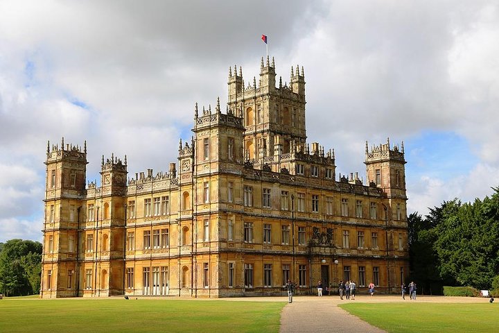 Downton Abbey Tour: Highclere Castle from Southampton