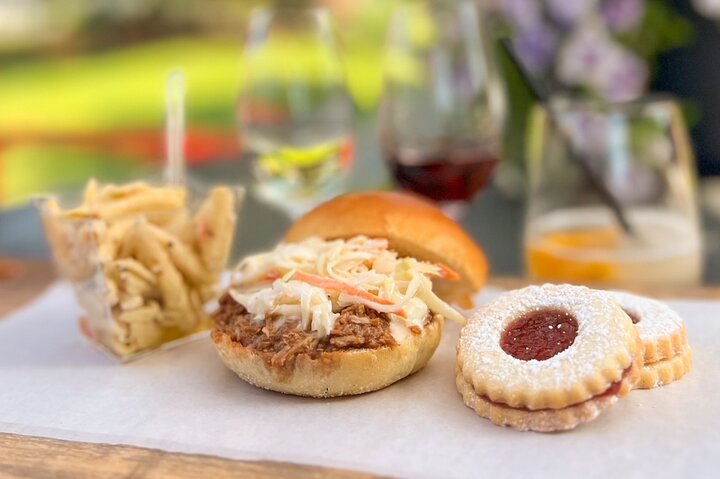 Niagara Wine Country: Private Summer Wine Tasting