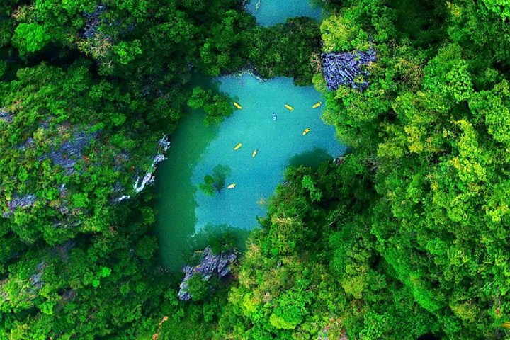 Phang Nga Bay Starlight Kayak & Buffet Dinner