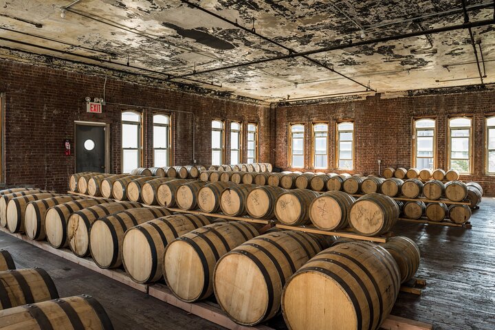 Brooklyn Distillery Tour: Whiskey Tasting & History