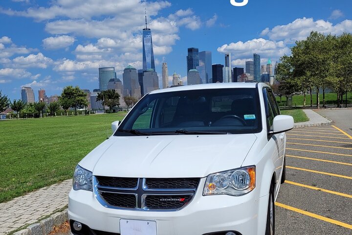 Allentown to Newark Airport: XL Minivan Transfer
