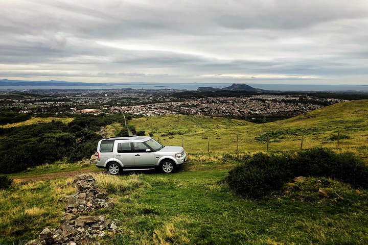 Edinburgh Beyond: Half-Day Castle, Chapel & Park Tour