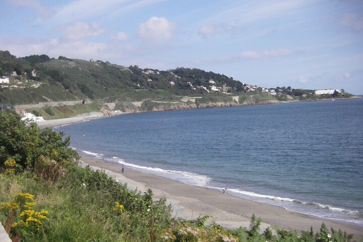 Dublin Coastal Walk: History, Views & Local Life