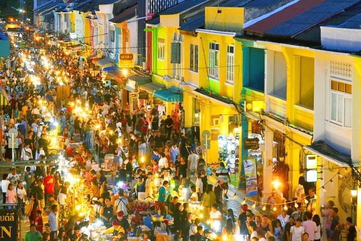 Phuket City Tour: See Top Sights & Night Market!