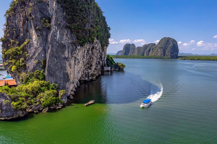 Phang Nga Bay: Catamaran to James Bond Island