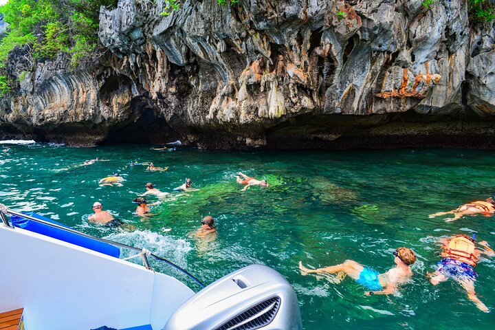 Koh Lanta: 4 Island Speedboat Tour & Emerald Cave