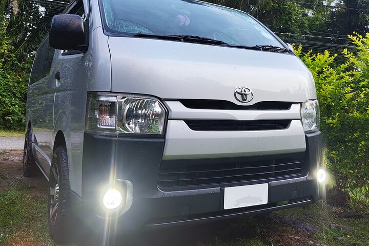 Seychelles Airport Transfer: Stress-Free Hotel Ride