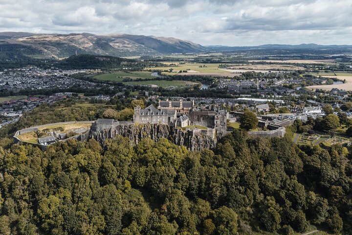 Forth Valley Car Tour: Castles, Kelpies & Scottish Tales