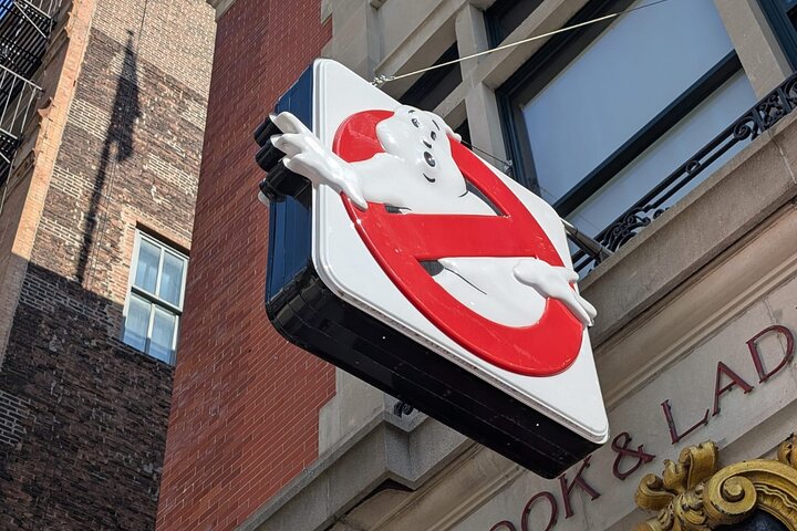 NYC Movie & TV Tour: See Famous Film Locations!