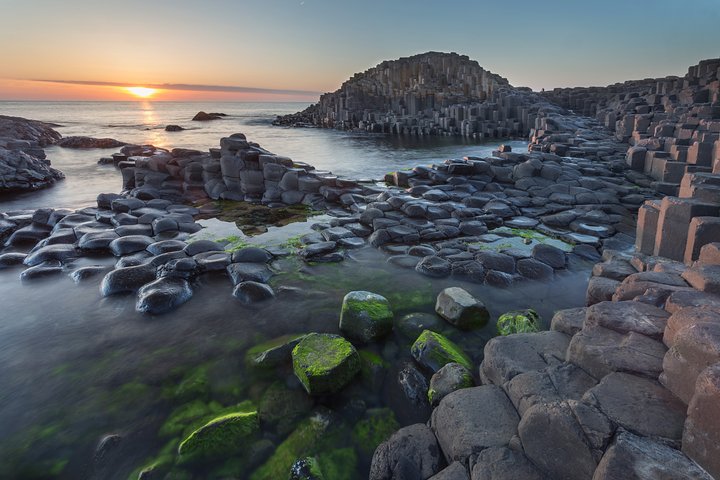 Giant's Causeway Tour: Castles, Coast & Game of Thrones!