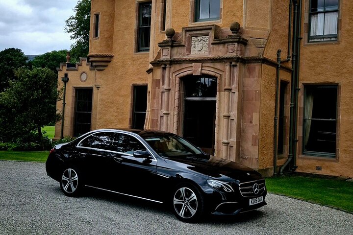 Loch Ness & Highlands Private Tour: Castles & Battlefields