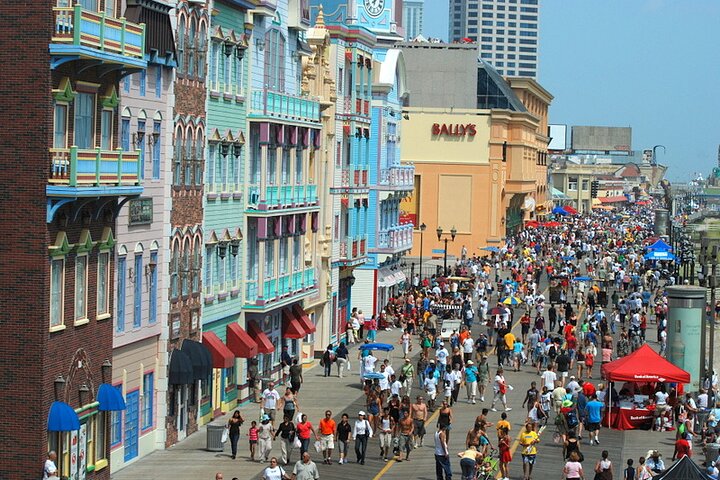 Atlantic City Casino Trip from NYC: Day or Night!