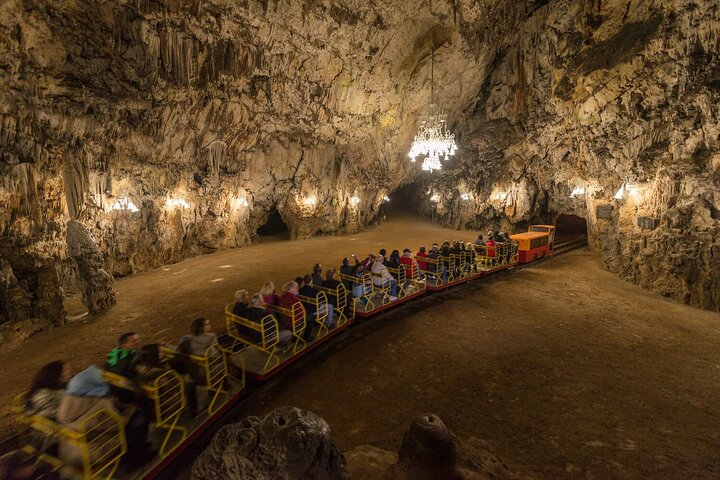 Trieste Tour: Postojna Cave & Predjama Castle Adventure