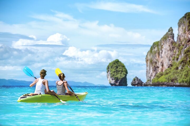 Krabi Kayak Tour: Caves, Beaches & Private Trip