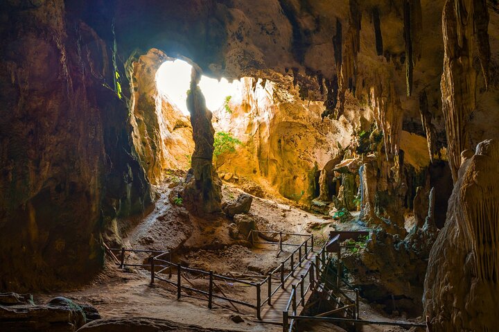 Krabi's Cultural Gems: Temples, Caves & Night Market