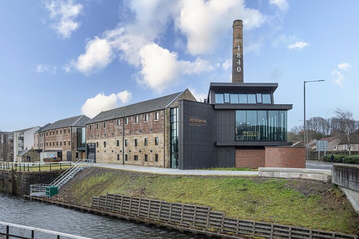 Rosebank Distillery Tour & Whisky Tasting near Edinburgh