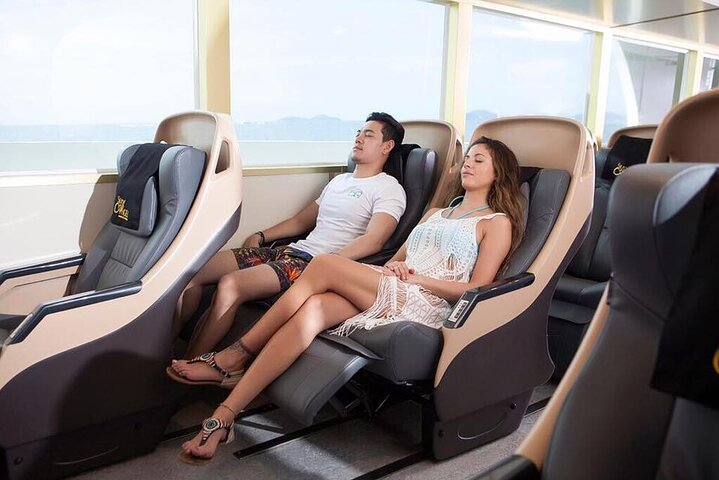 Phi Phi to Phuket Ferry: Stress-Free Island Transfer