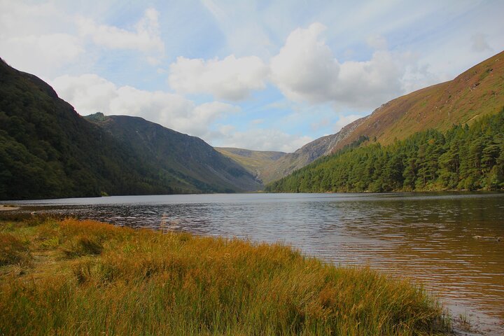Glendalough Car Tour: Wicklow Mountains & Hotel Pickup